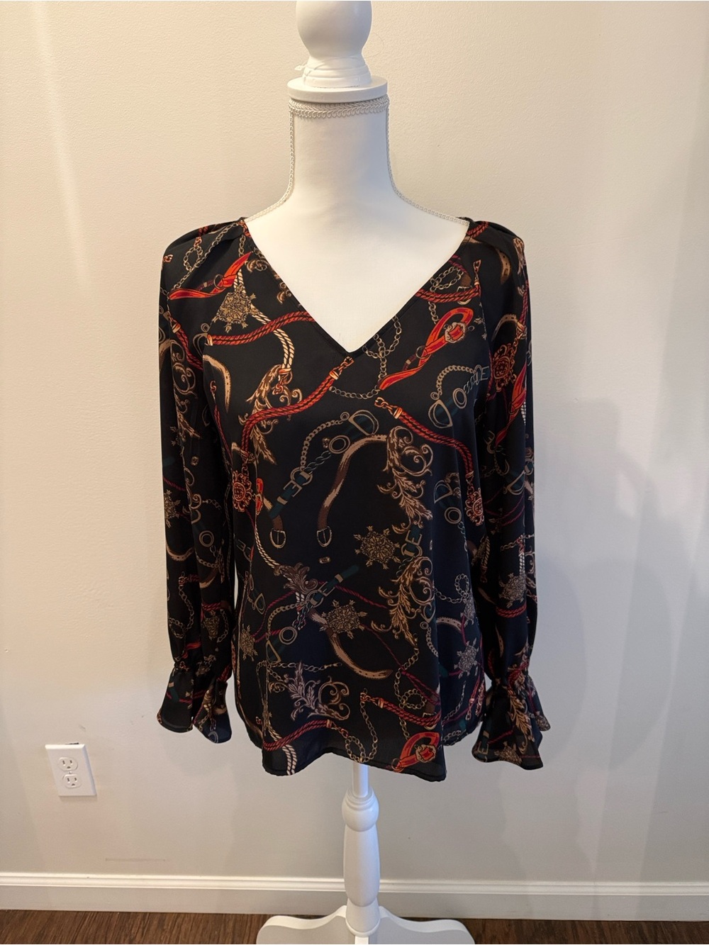 Bar III Black Chain & Rope Print Long-Sleeve Blouse